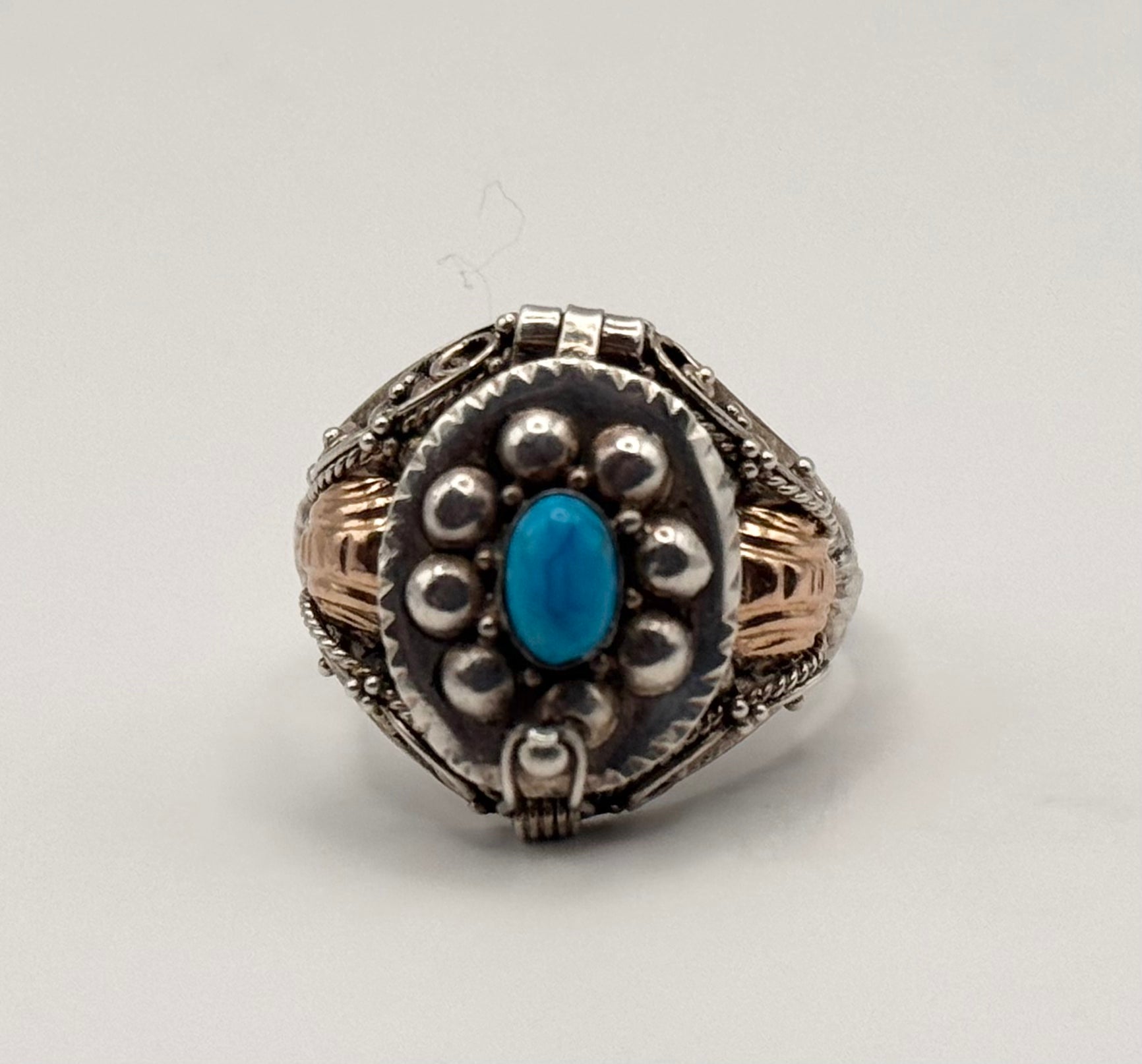 Vintage 925 Sterling Silver Turquoise Poison Locket Ring Secret Compartment