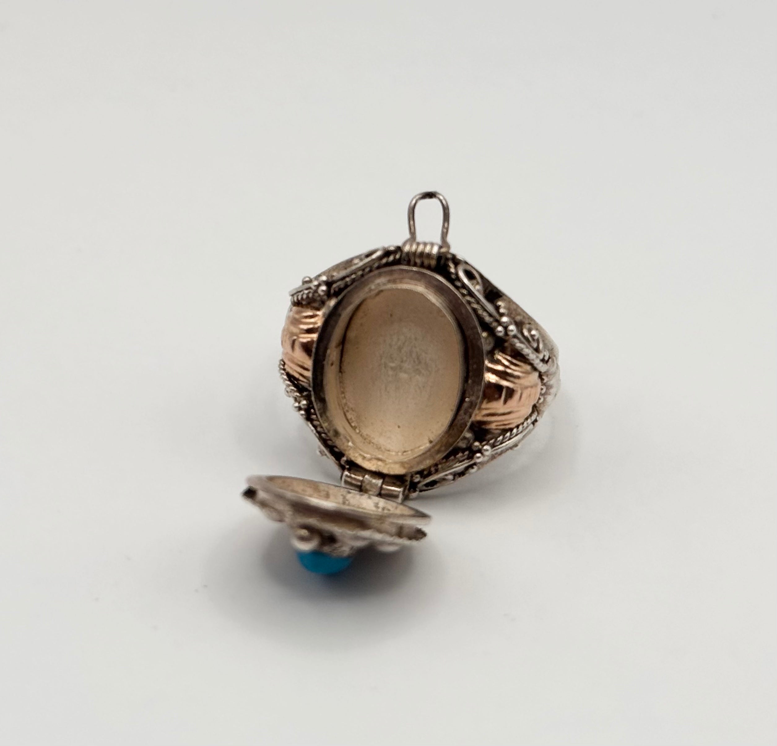 Vintage 925 Sterling Silver Turquoise Poison Locket Ring Secret Compartment