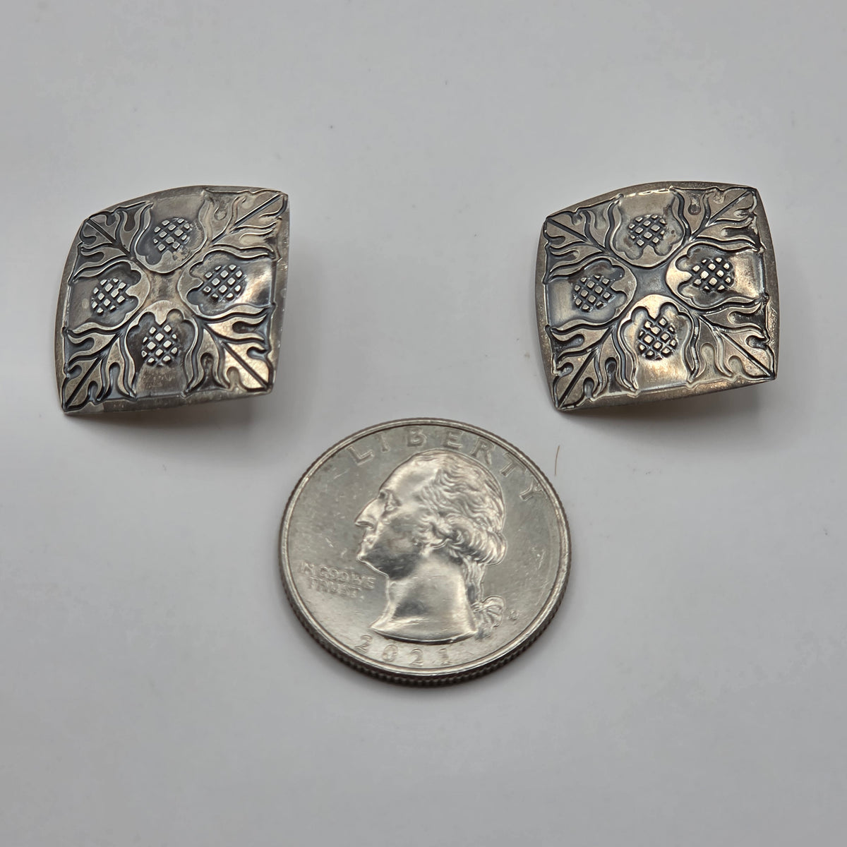 Vintage 925 Sterling Silver Scottish Thistle Floral Clip-On Earrings 21mm 5.59g