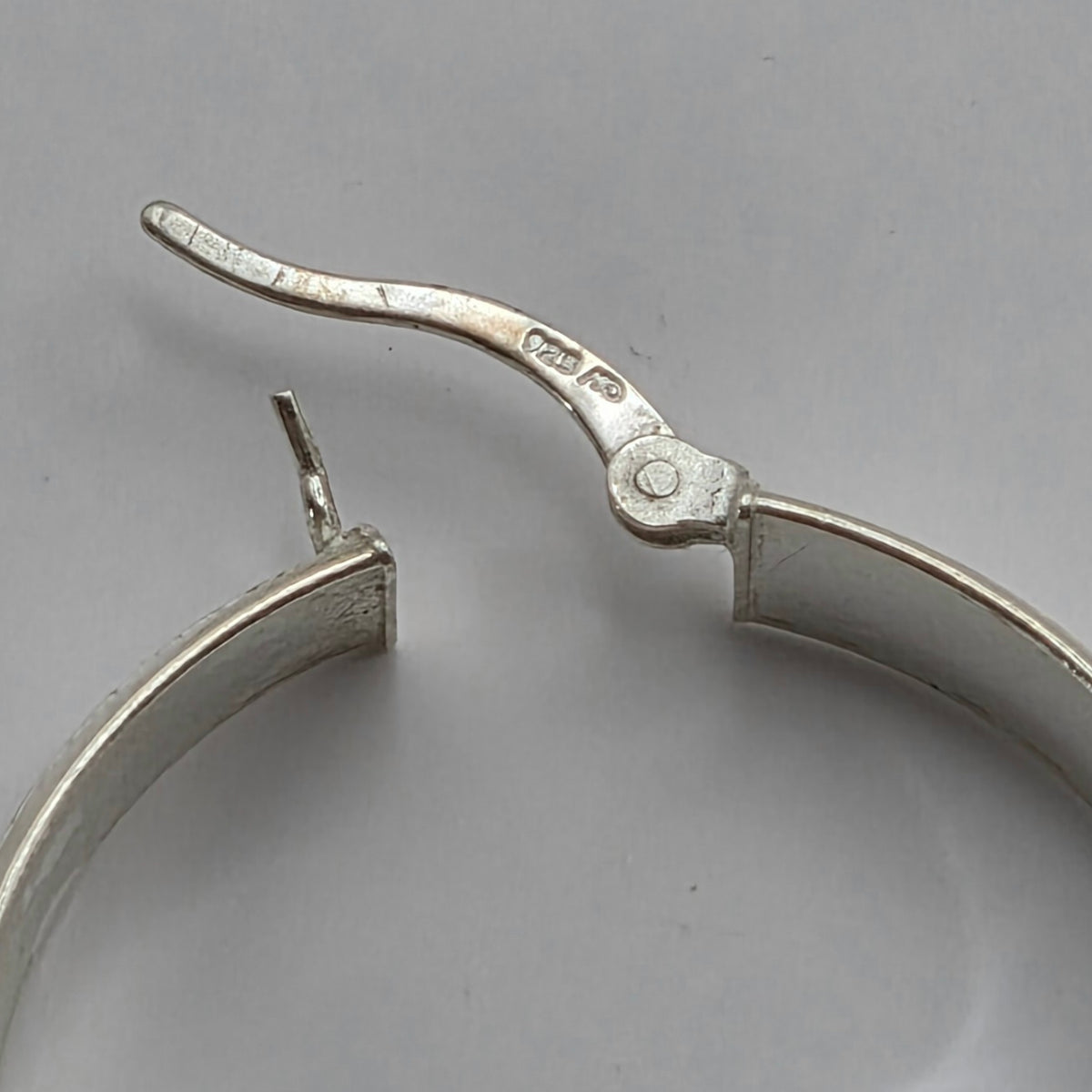 925 Sterling Silver Geometric Pattern Hoop Earrings 30mm x 5.5mm 3.71g