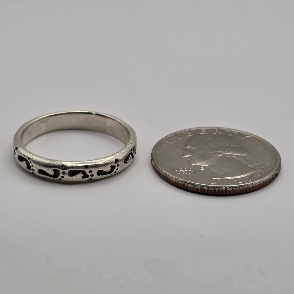 925 Sterling Silver Baby Footprints Ring Size 10 Mother’s Keepsake Stacker 3.51g
