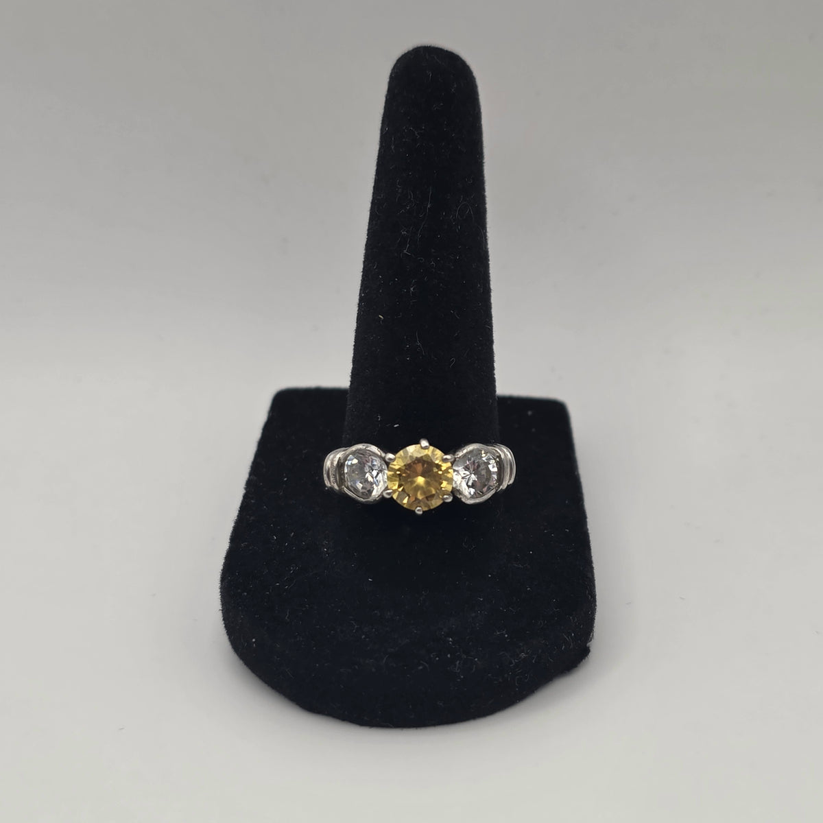 925 Sterling Silver Canary Yellow CZ Three Stone Trilogy Ring Size 9 4.62g