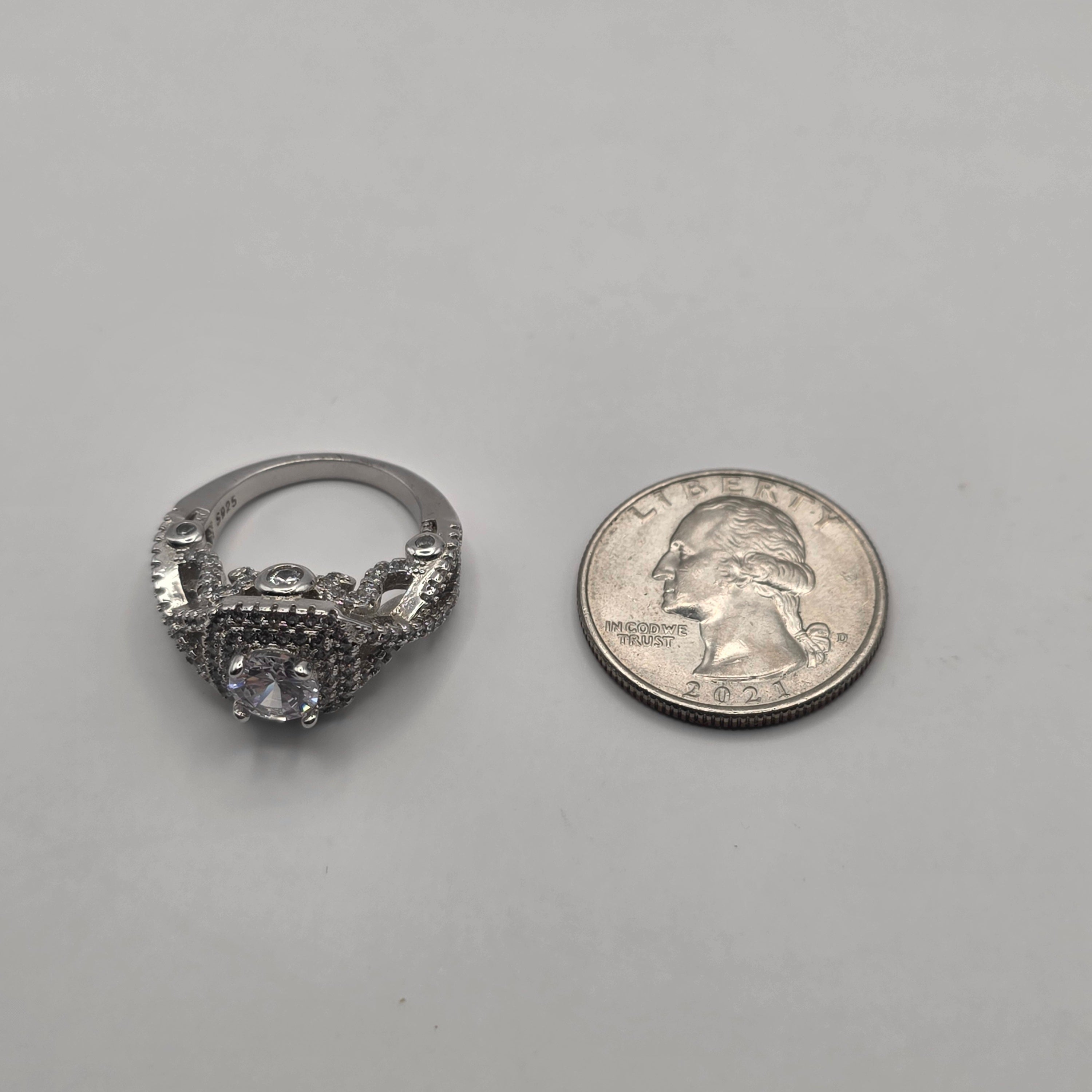 925 Sterling Silver Engagement Ring Size 6