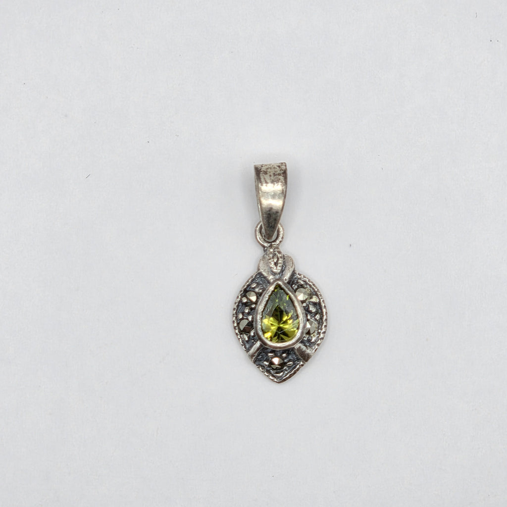 Sterling Silver 925 Pear Peridot & Hematite Accent Pendant – 1.16g
