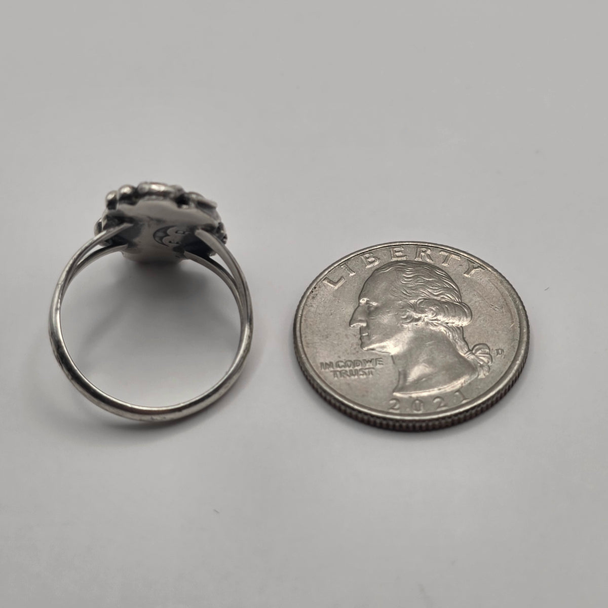 E.B. 925 Sterling Silver Native Leaf Scroll Statement Ring