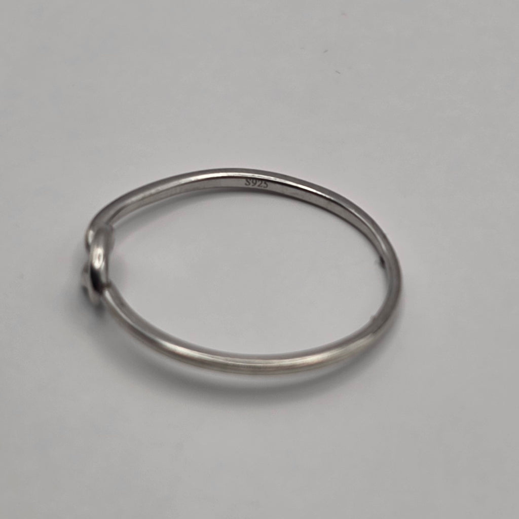925 Sterling Silver Love Knot Dainty Wire Band Ring Size 10.5 – 1.24g