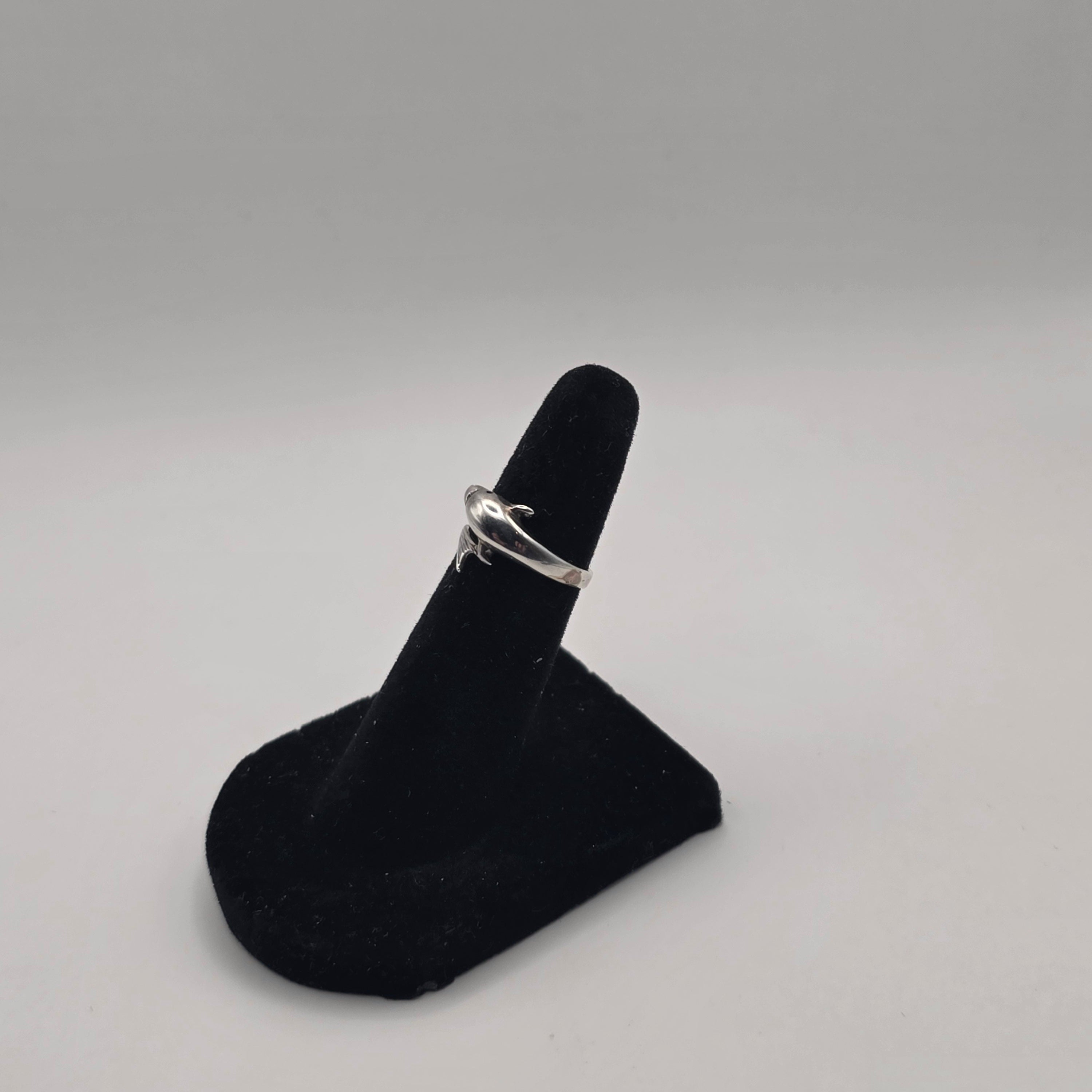 925 Sterling Silver Dolphin Wrap Ring Size 2.5 – 1.40g Ocean Marine Jewelry