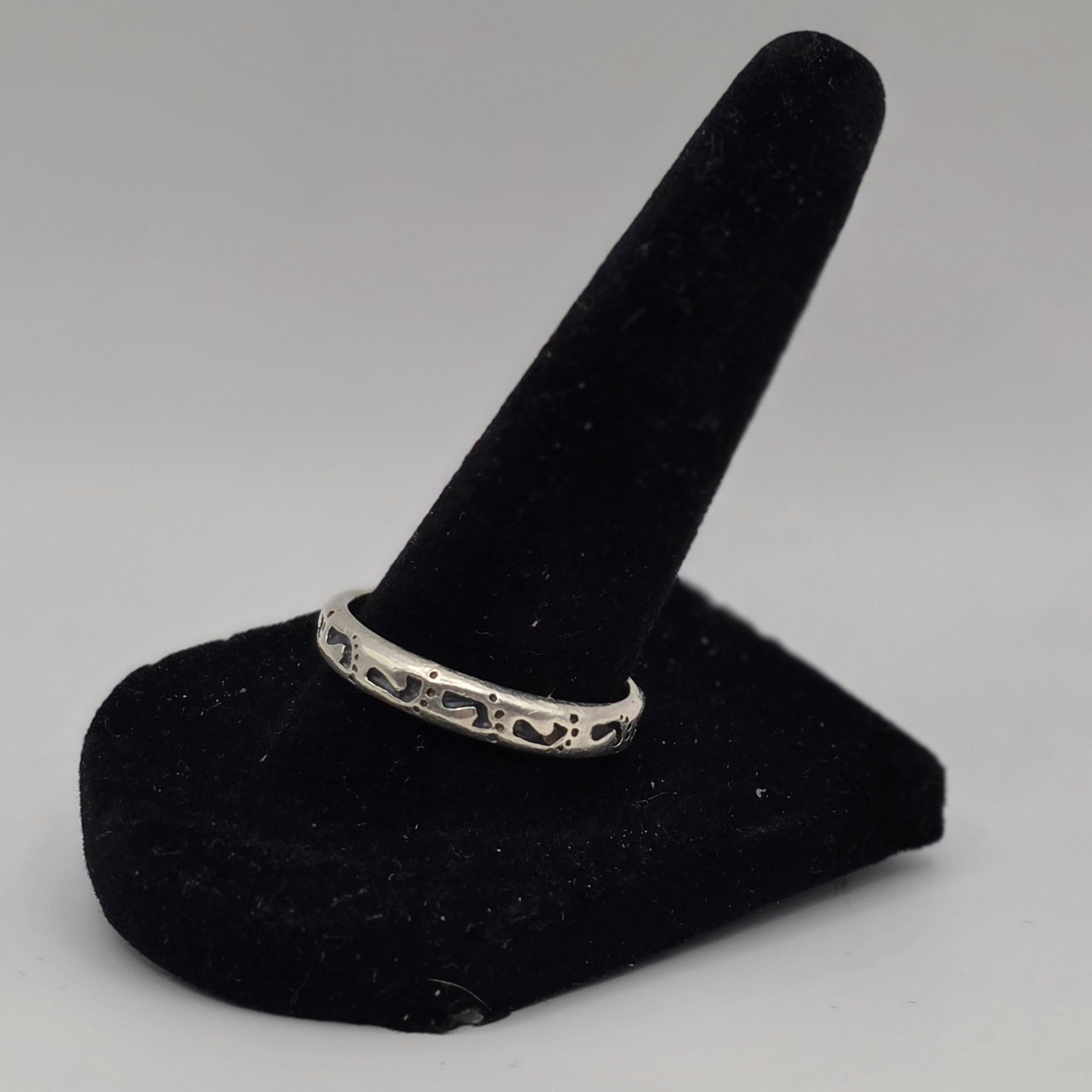 925 Sterling Silver Baby Footprints Ring Size 10 Mother’s Keepsake Stacker 3.51g