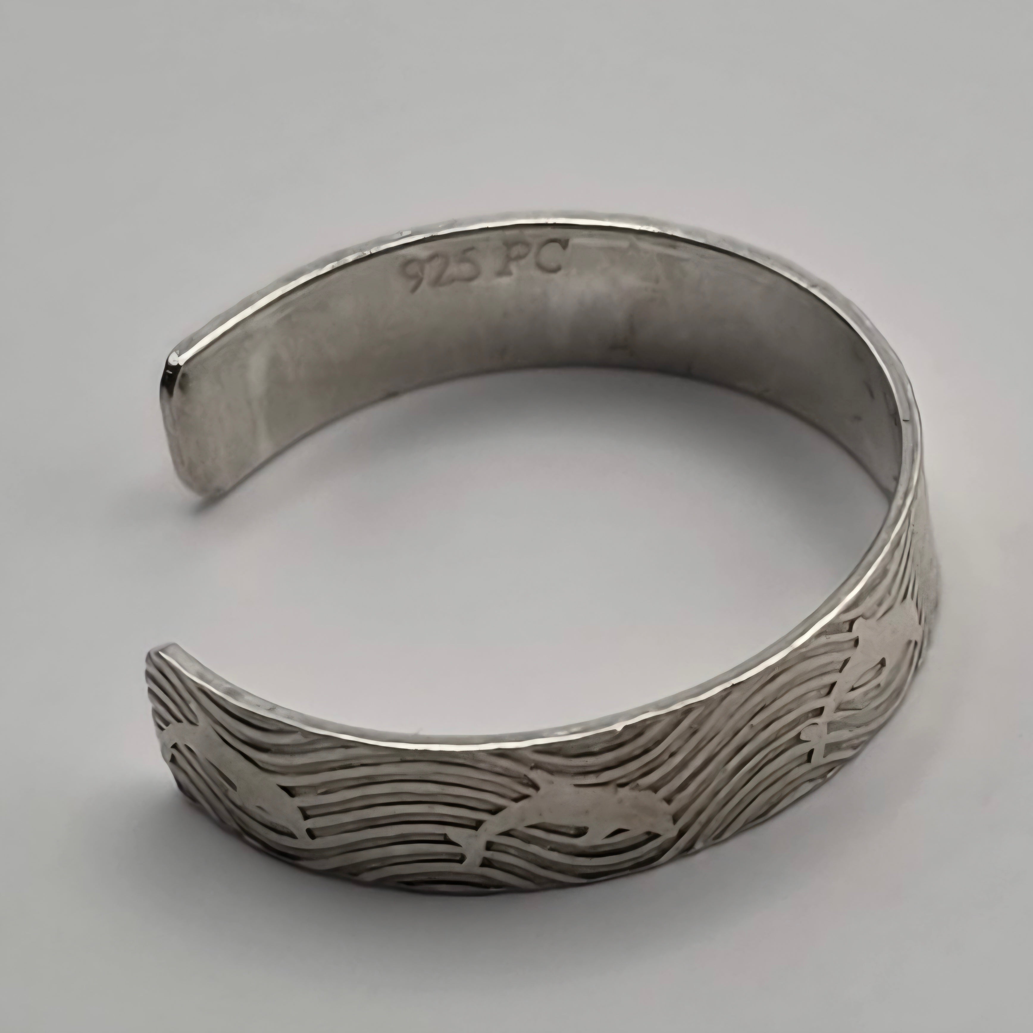 925 Sterling Silver Dolphin Ring Size 9 Adjustable Ocean Wave Band 1.45g