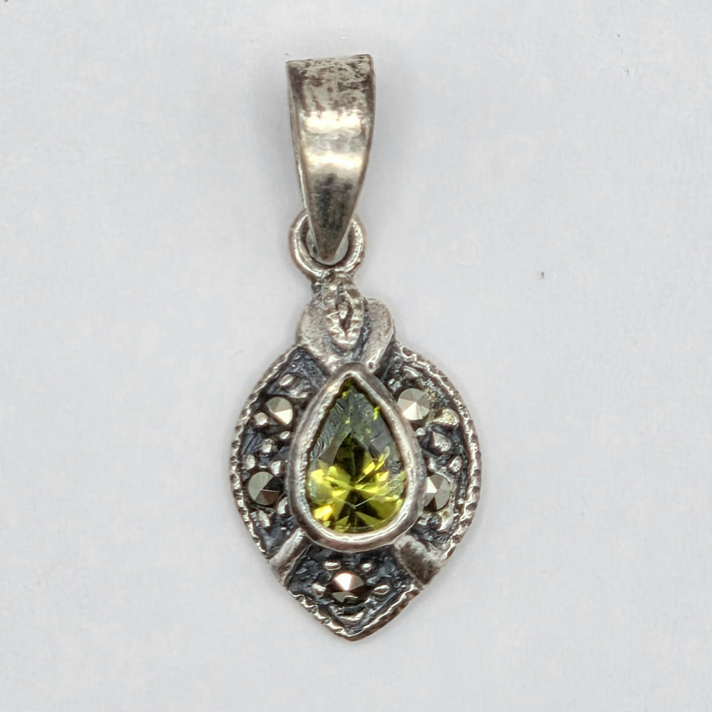 Sterling Silver 925 Pear Peridot & Hematite Accent Pendant – 1.16g