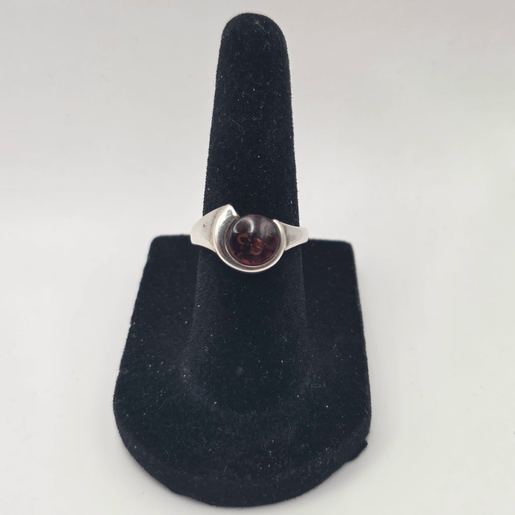 Vintage Round Baltic Amber 925 Sterling Silver Ring Size 5.5