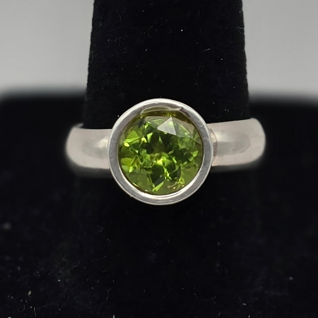 925 Sterling Silver 2ct Peridot Ring Size 7.5 Round Bezel Solitaire 6.74g