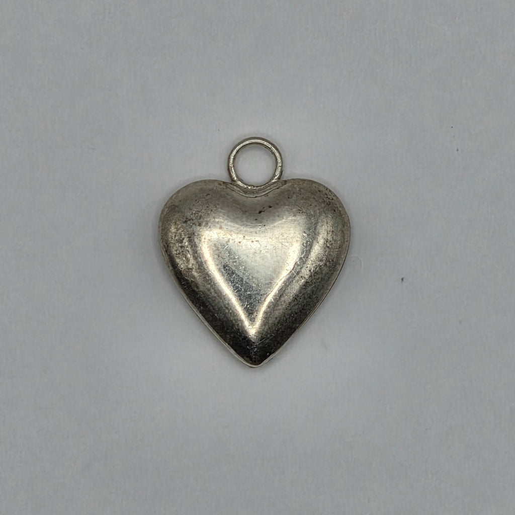 Vintage Sterling Silver 925 Puffy Heart Pendant Charm – 0.82g