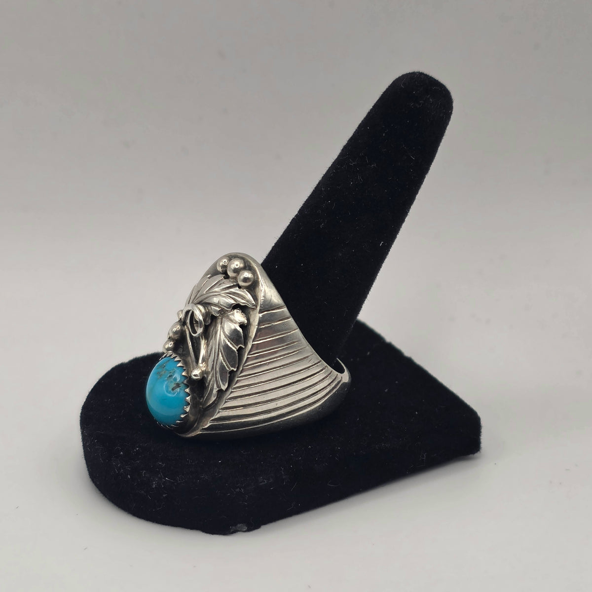 Kingman Turquoise Annie Chapo Navajo Size 11.5 Ring Sterling Silver