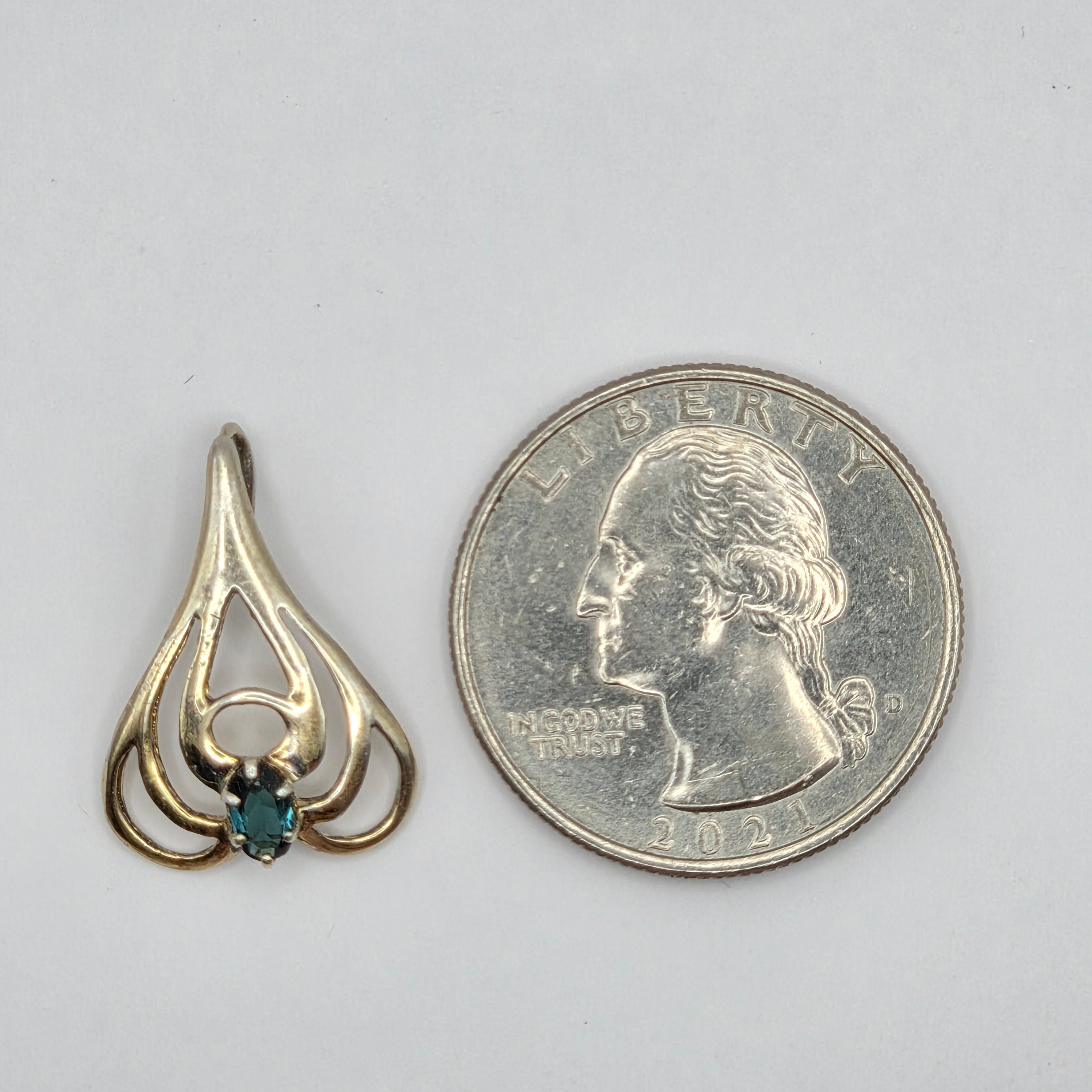 Sterling Silver 925 Aquamarine Pendant – Oval Blue Gemstone – 1.07g