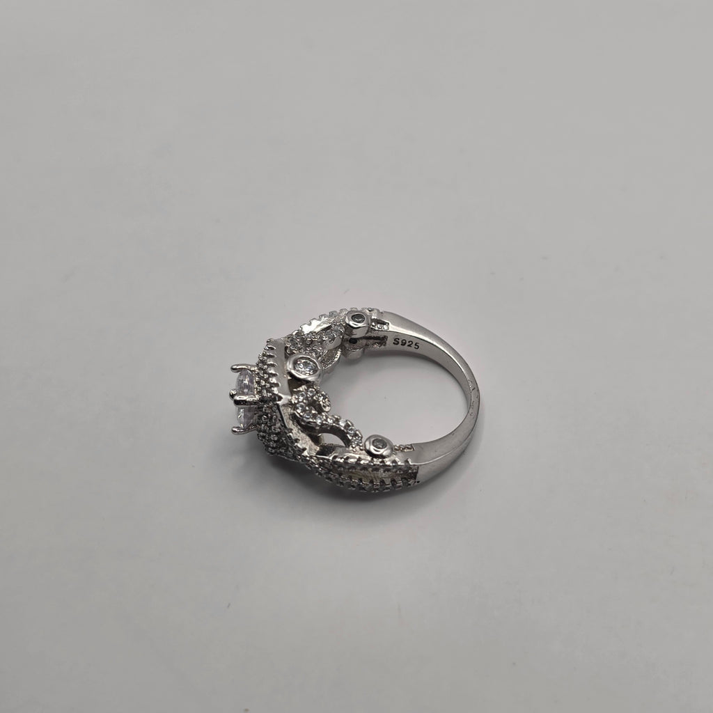 925 Sterling Silver Engagement Ring Size 6
