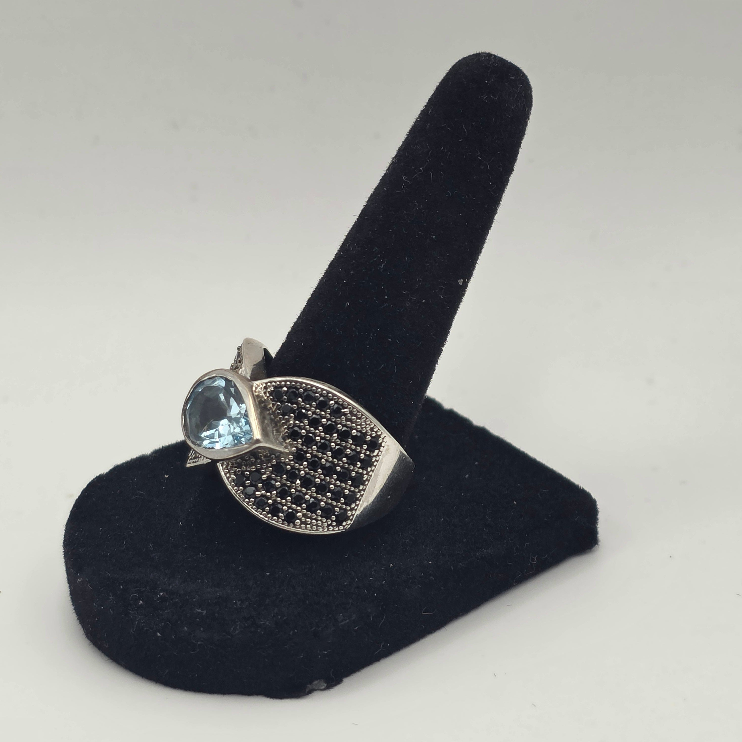 925 Sterling Silver Blue Topaz Black Onyx Statement Size 9 Ring