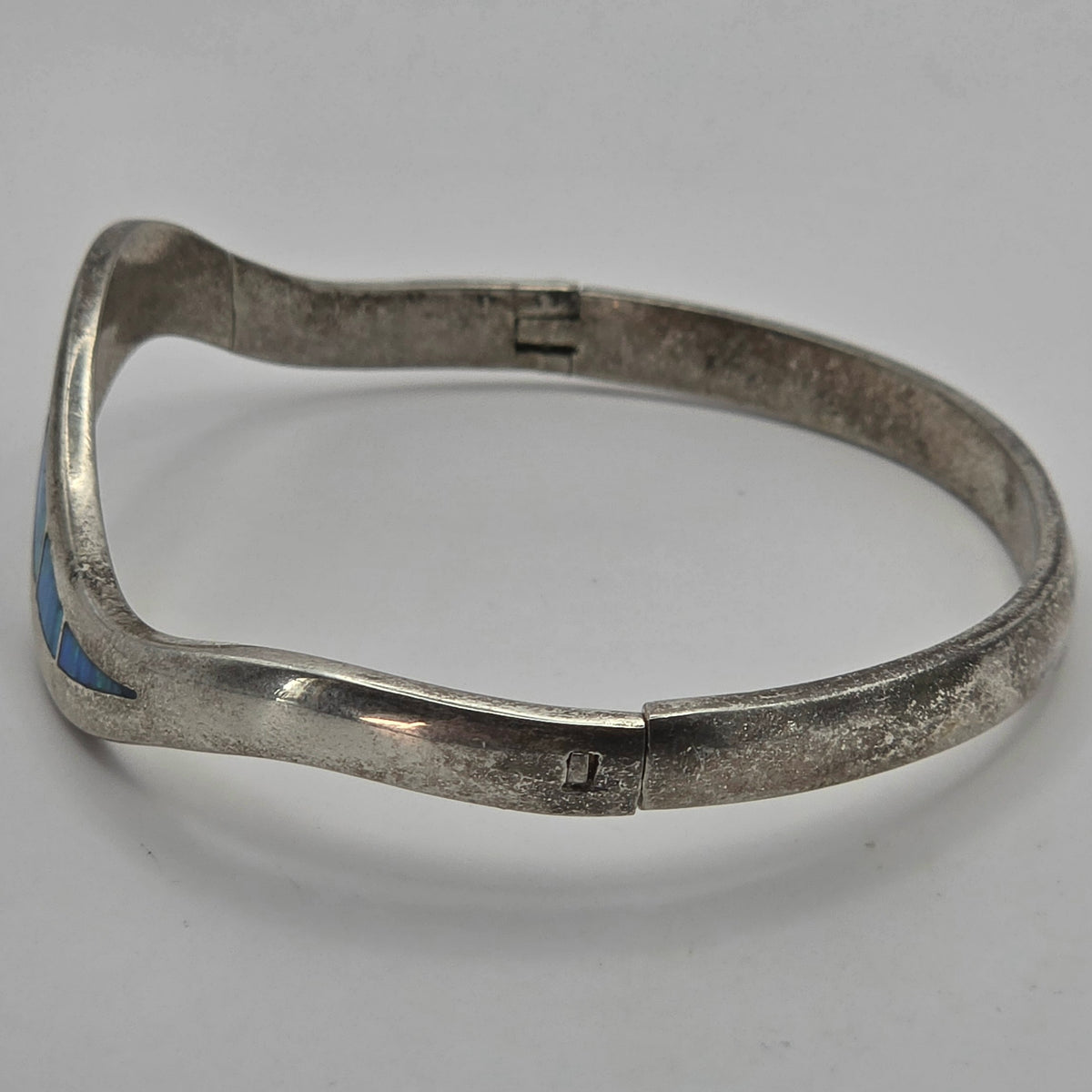 925 Sterling Silver Black Opal Inlay Wave Hinged Bangle Bracelet 7" 16.96g
