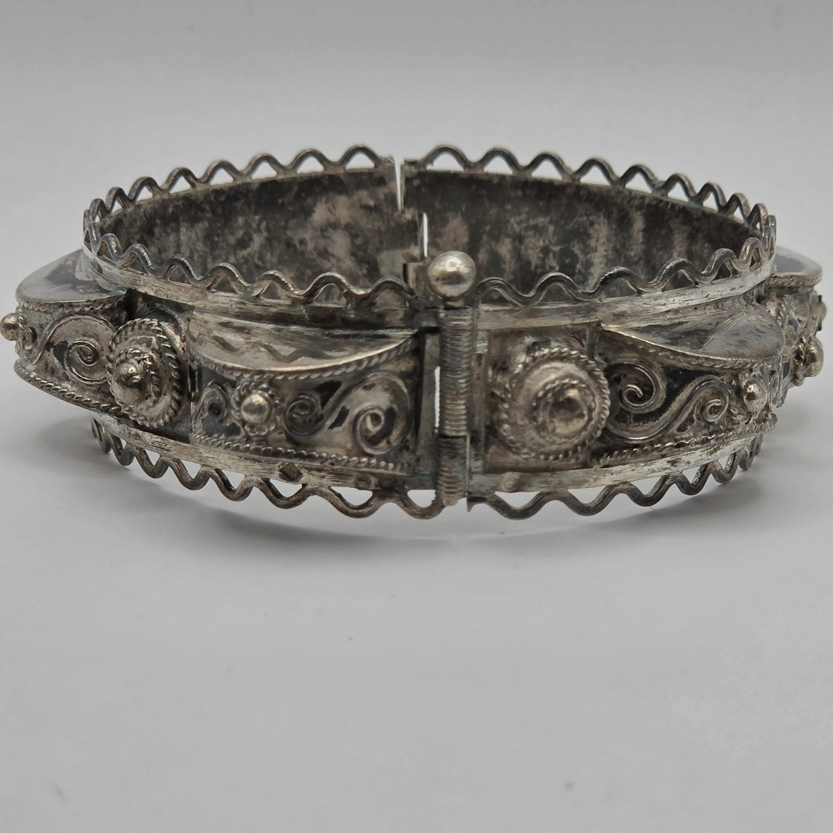 Vintage 925 Sterling Silver Hinged Filigree Bangle Bracelet 30.58g 6" Ornate
