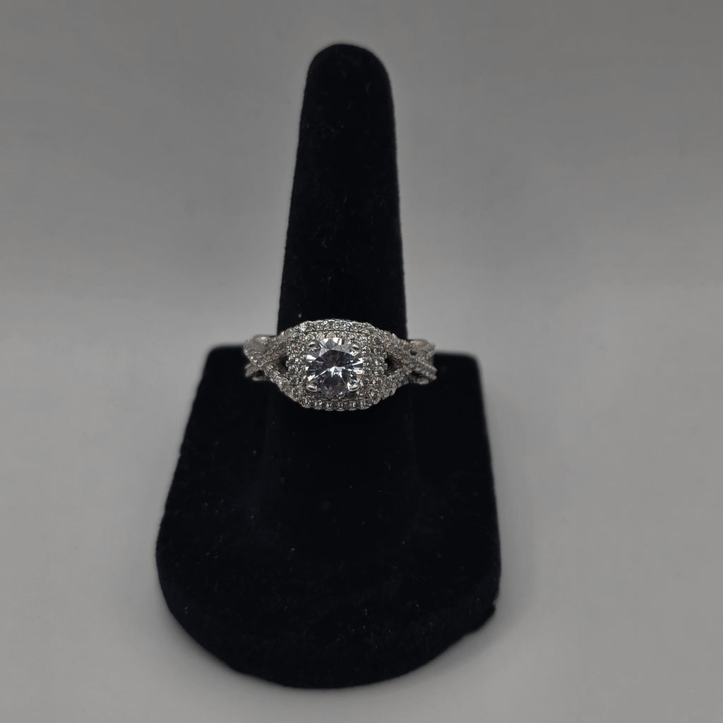 925 Sterling Silver Engagement Ring Size 6