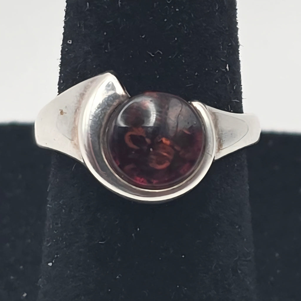 Vintage Round Baltic Amber 925 Sterling Silver Ring Size 5.5